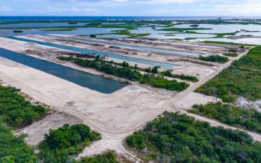 Grand Mayan Canal-Front Property For Sale
