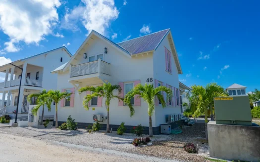 Mahogany Bay 5 Bedroom House on Street 1